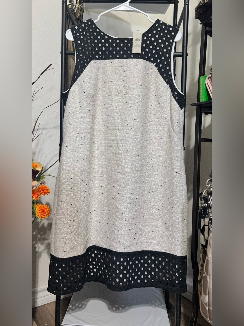 NWT Ann Taylor Women's Sleeveless Dress Size 14